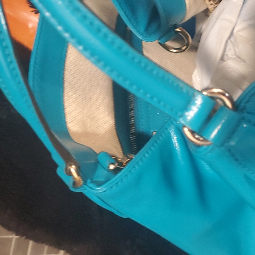 Gucci Soho Bag Includes COA - Picture 14 of 17